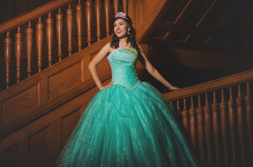 girl in green dress for quinceanera
