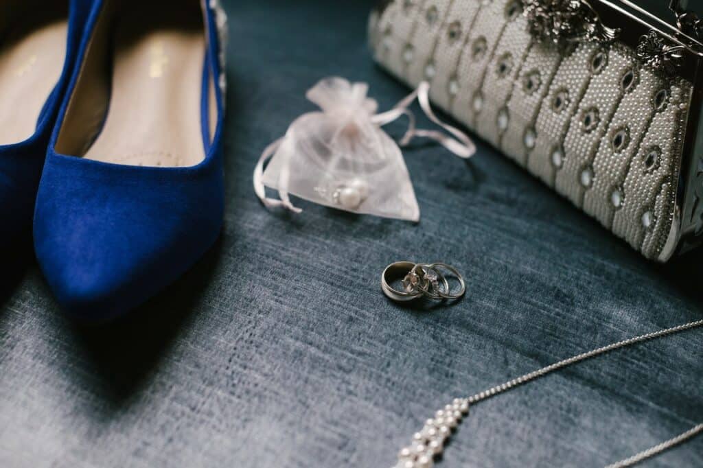 blue wedding heels with other wedding details