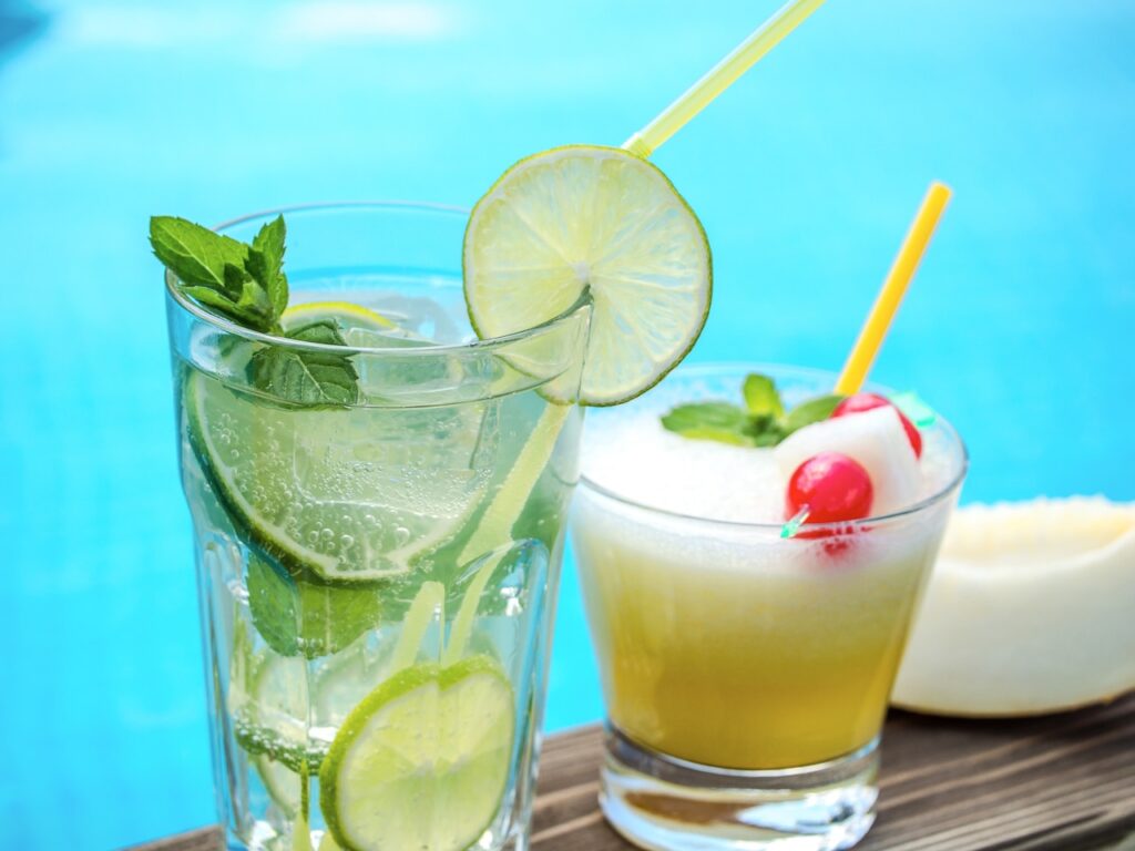 beach-themed cocktails