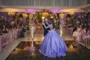 father and daughter dancing at quinceanera